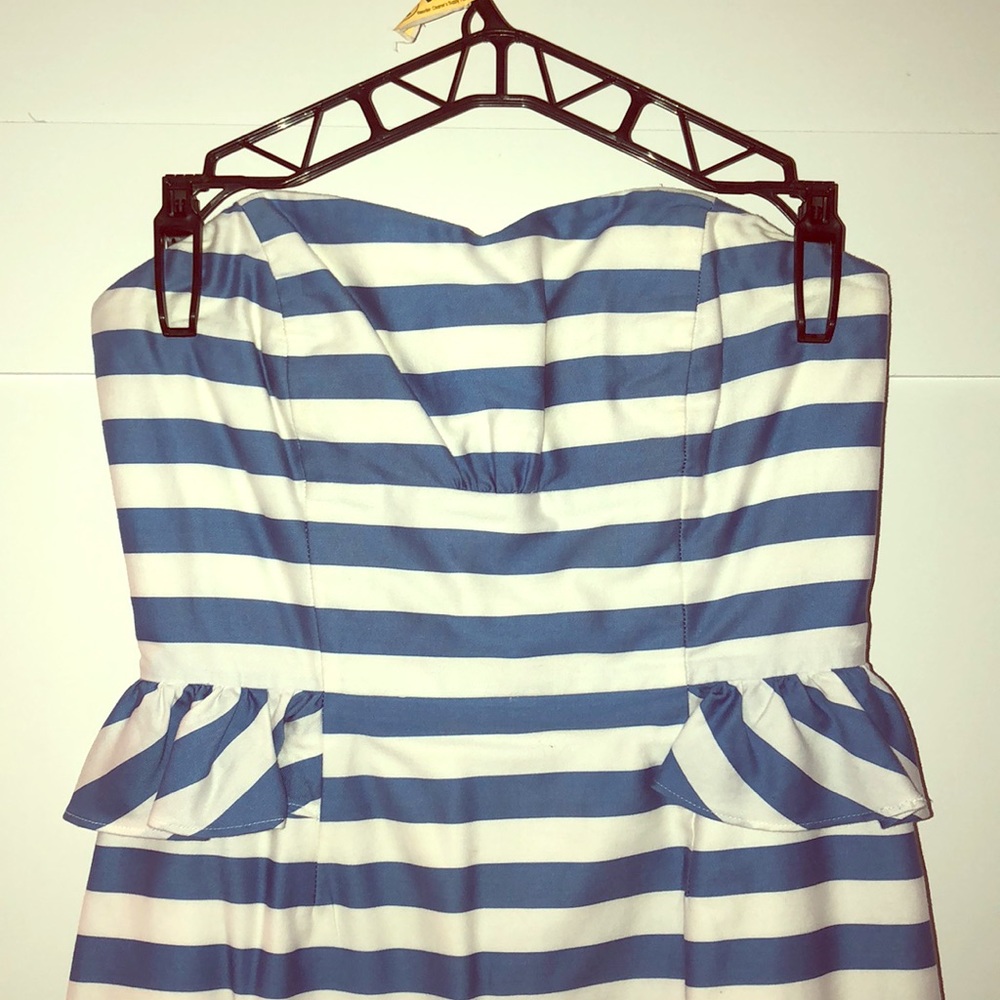 Lilly Pulitzer blue/white strapless peplum dress